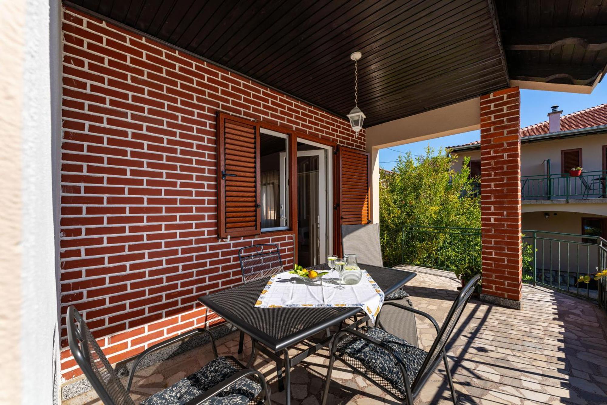 Apartments Adriana ستاريغغاد باكلينتسا المظهر الخارجي الصورة