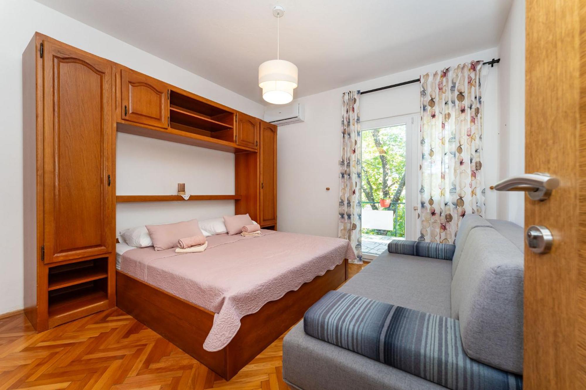 Apartments Adriana ستاريغغاد باكلينتسا المظهر الخارجي الصورة